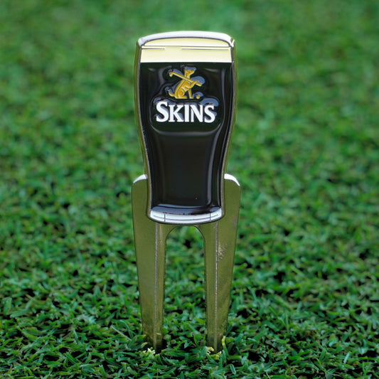 divot tool with stout design