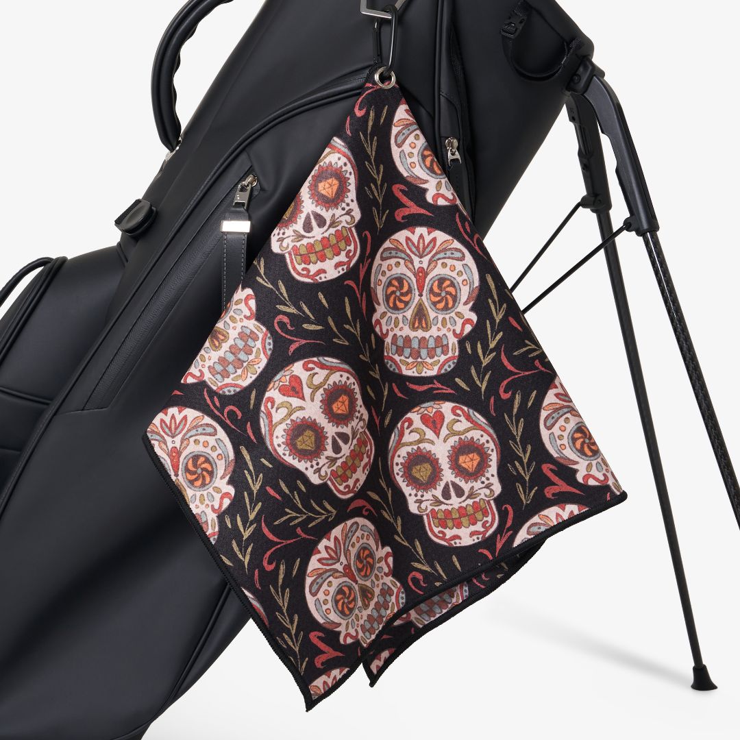 golf towel with skull design
